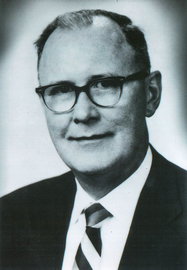 Arthur W. Purdum, the first recipient of the Harvey A.K. Whitney Lecture Award